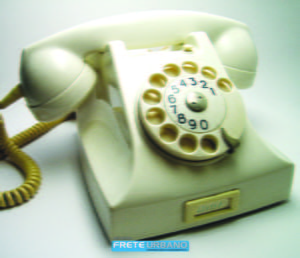 oma-s-old-telephone-1424523