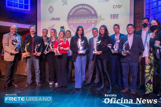 Jeep Commander é eleito melhor carro do ano por jornalistas da Abiauto