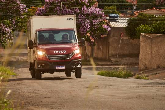 Iveco Daily Hi Matic Mais Conforto E Rentabilidade No Transporte