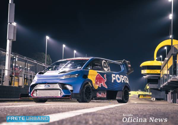 Ford Transit SuperVan 4.2 bate recorde em Nürburgring