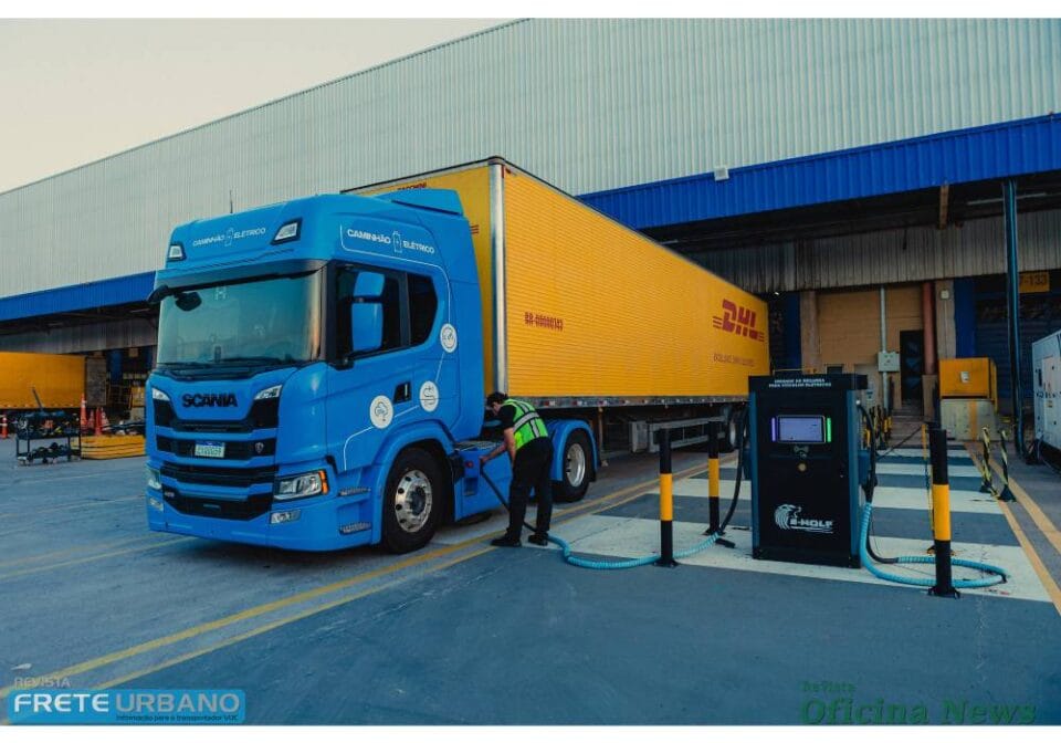 Amazon, DHL e Scania iniciam teste com caminhão elétrico