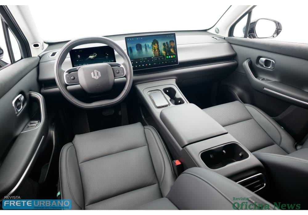 Leapmotor C10 é apresentado nas versões BEV e Ultra-Híbrida REEV