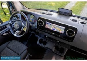 Mercedes-Benz Sprinter nova geração é antecipara em escultura