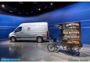 Mercedes-Benz Sprinter nova geração é antecipara em escultura